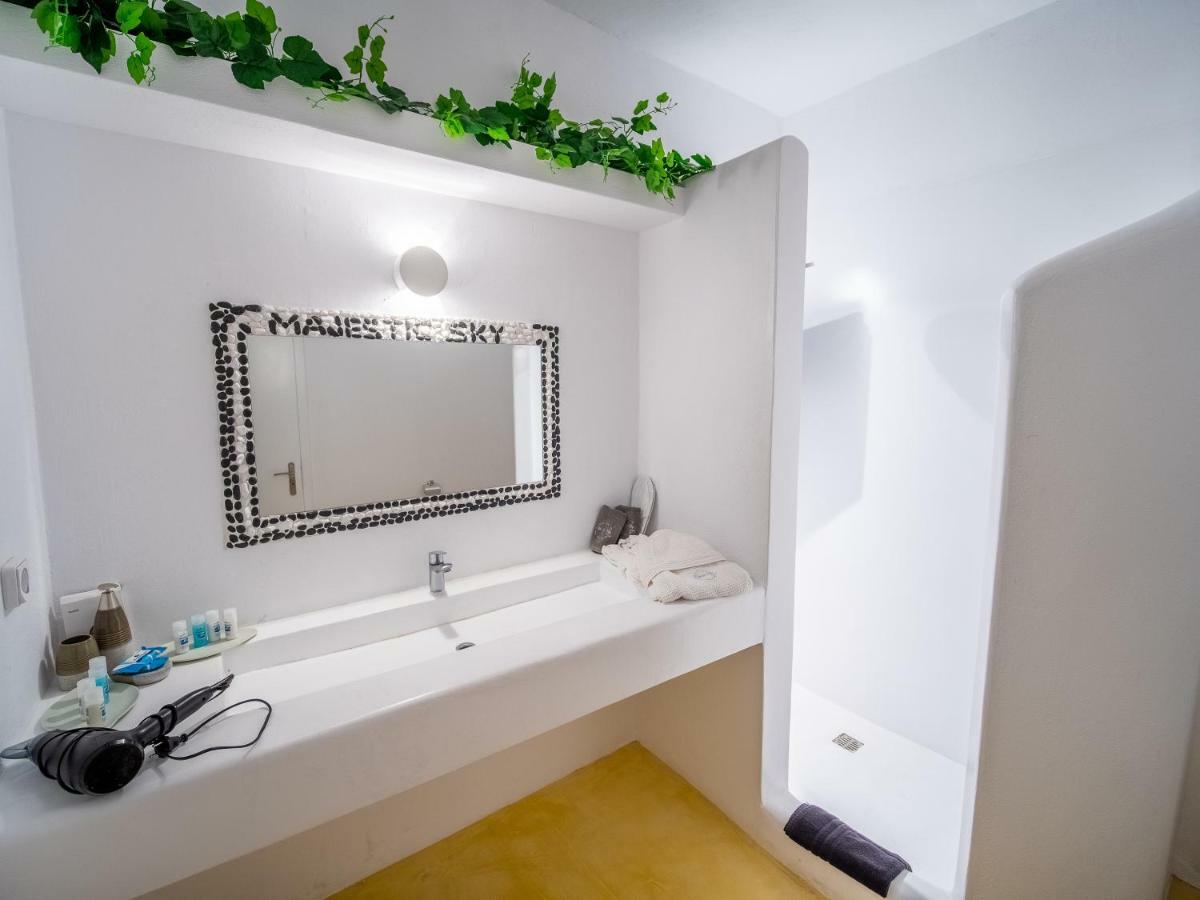 Majestic Sky Luxury Suites 梅加洛克里 外观 照片